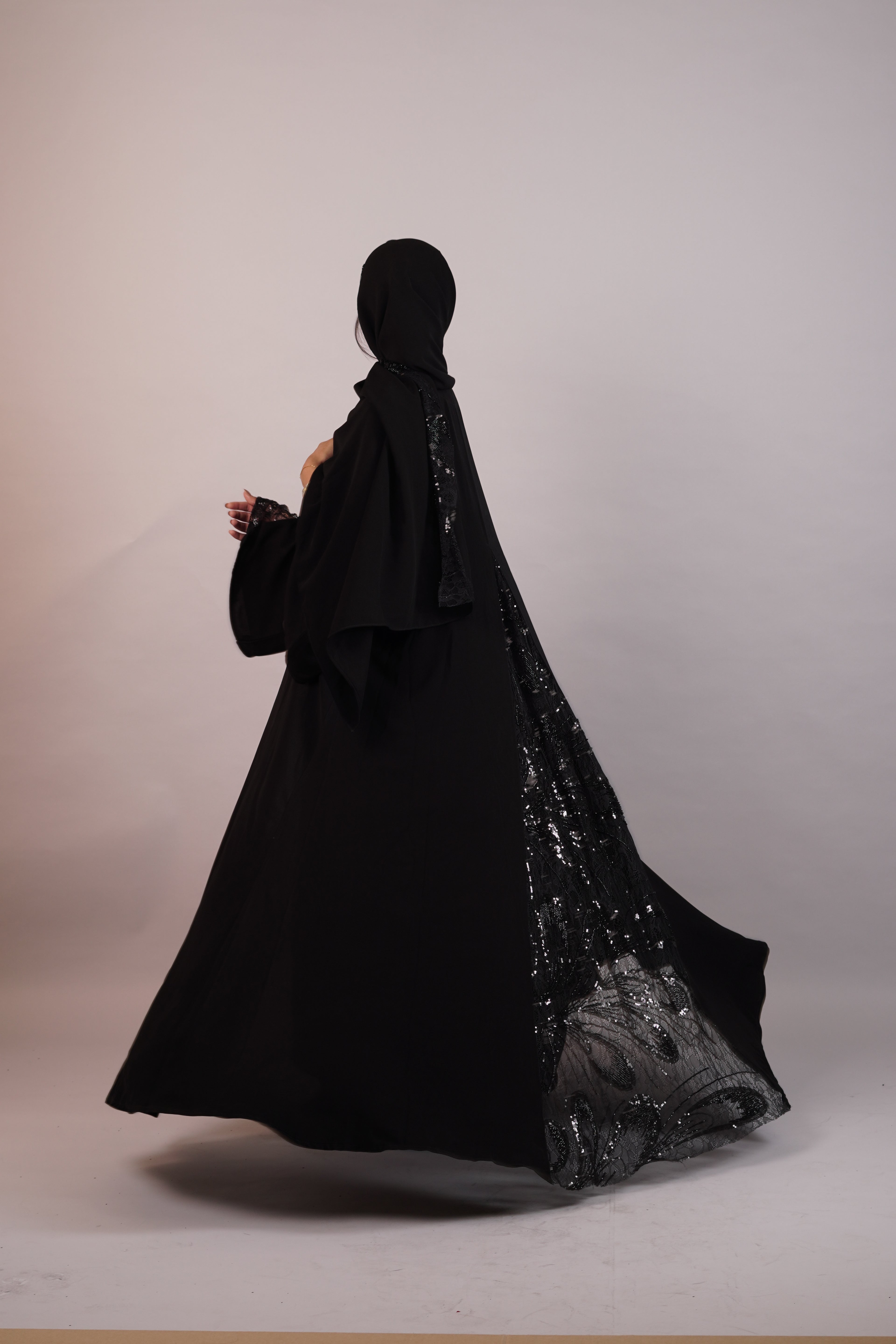 Layali — Black Chantilly Lace Abaya