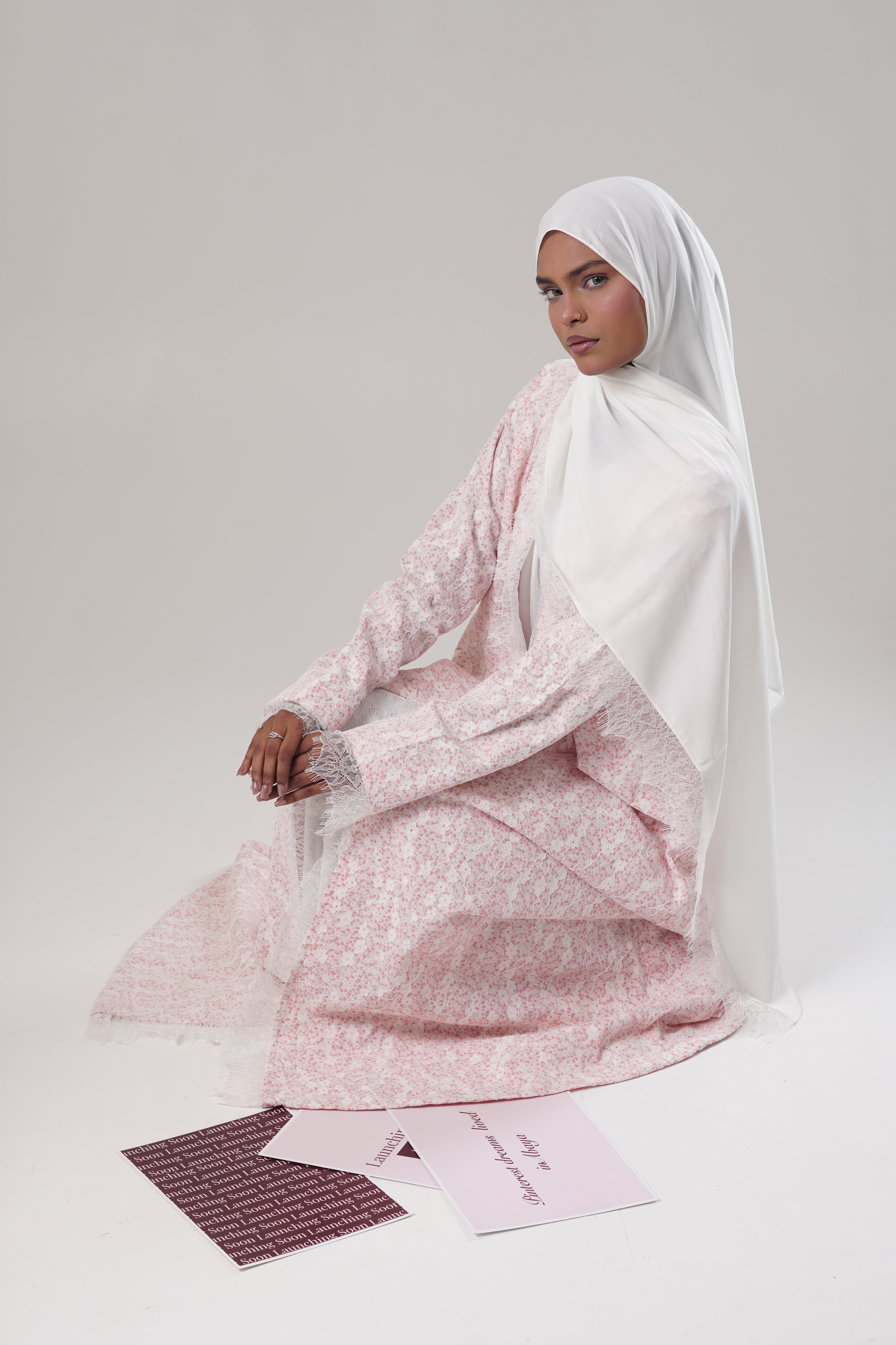 Leen — Pink Printed Chantilly Abaya